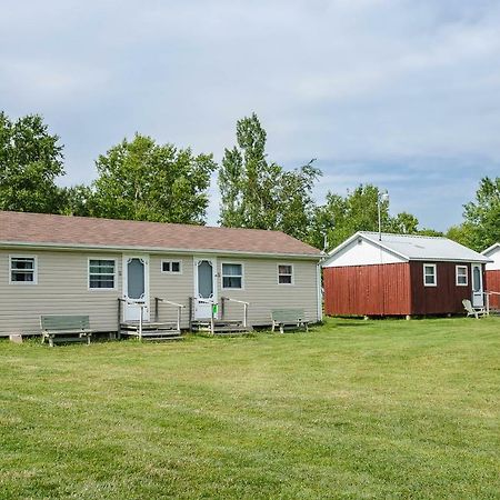 Rachel's Motel&Cottages Surrey Esterno foto